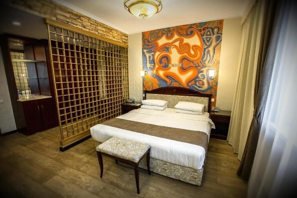 Картинка G Empire 4*