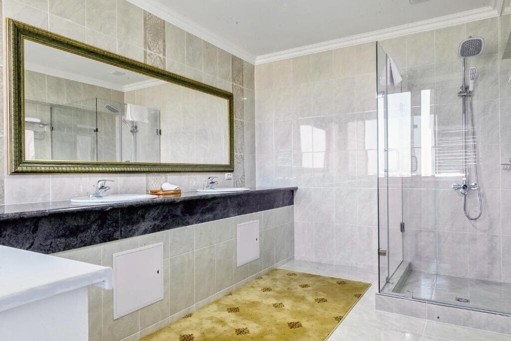 Фотография Shymkent Grand Hotel 4*