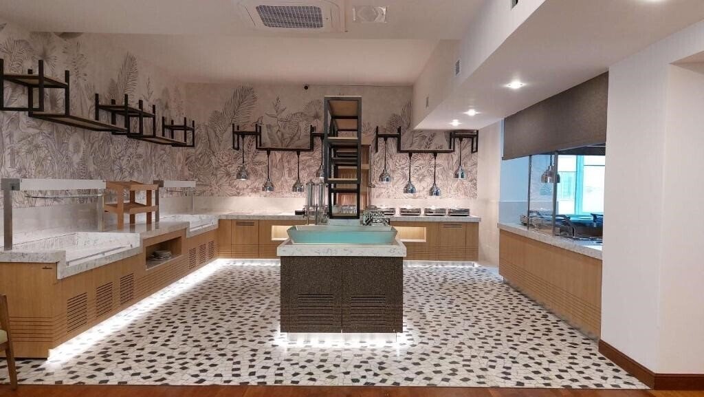 Zdjęcie Best Western Plus Oskemen 4*