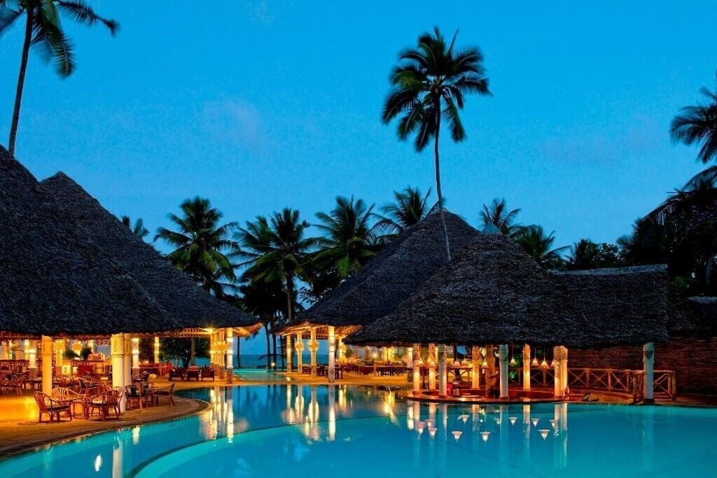 Hotel Neptune Village Beach Resort & Spa 4*