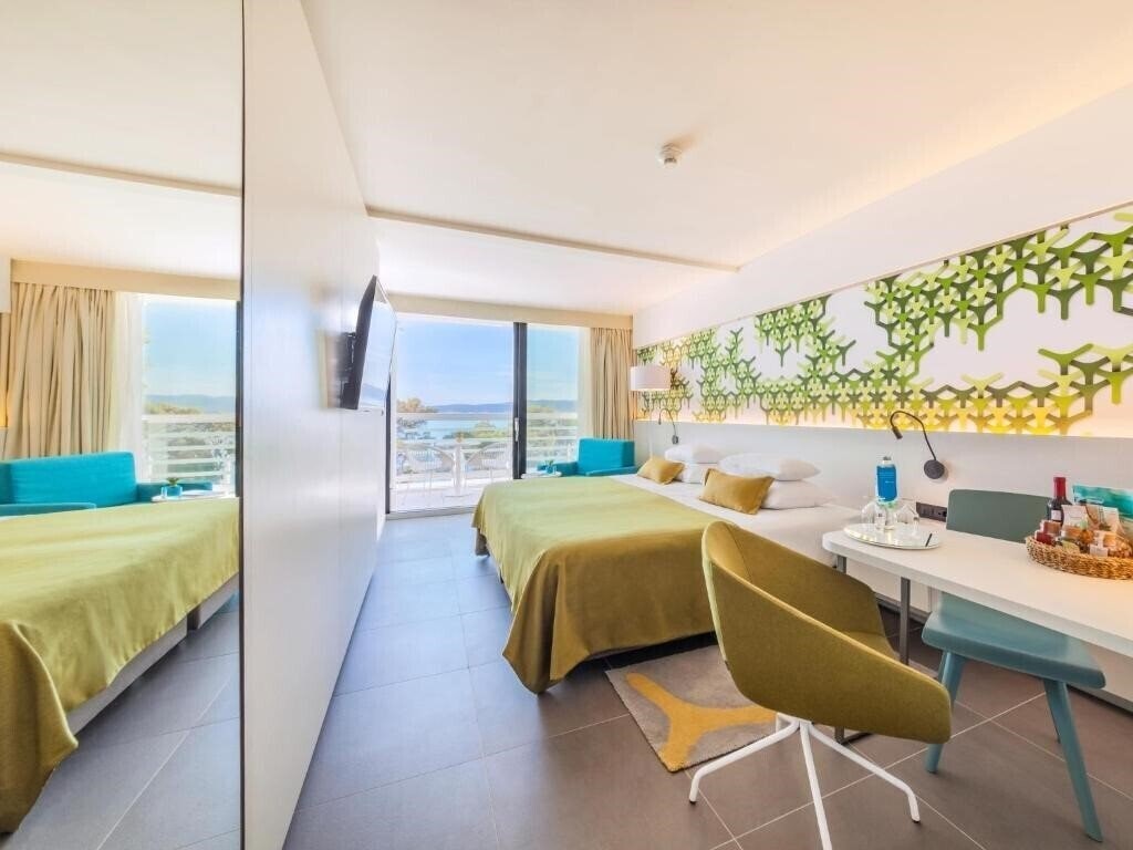 Zdjęcia Bluesun Hotel Berulia 4*