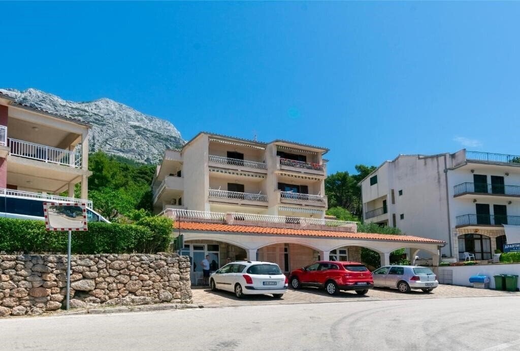 Hotel App Nada Brela 3*