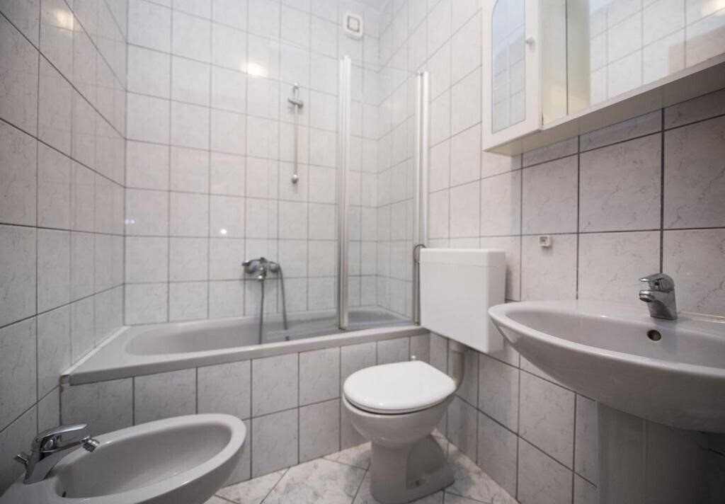 Zdjęcie App Robert 3*