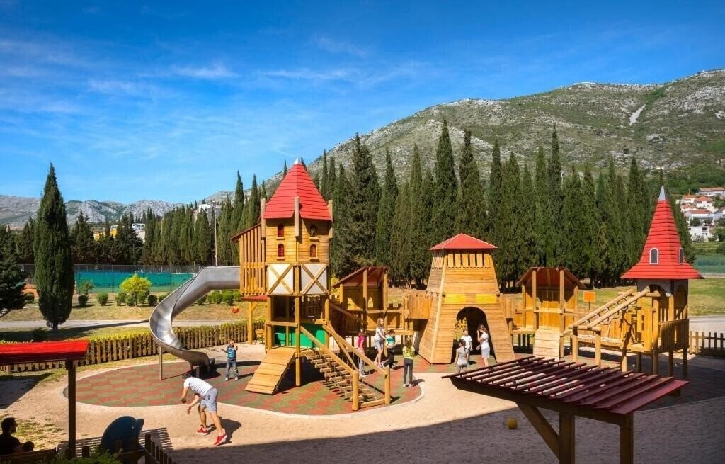 Картинка Remisens Family Hotel Albatros 4*