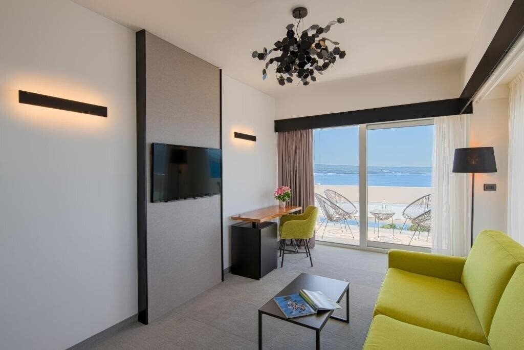 Zdjęcie Hotel Omorika 4*