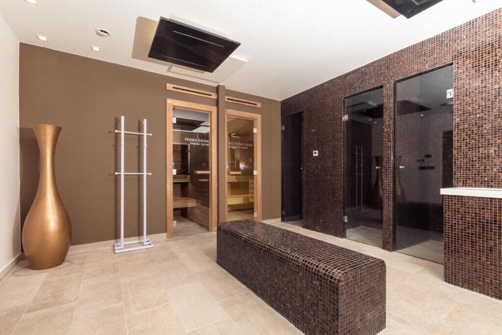 Zdjęcia Esplanade 3*