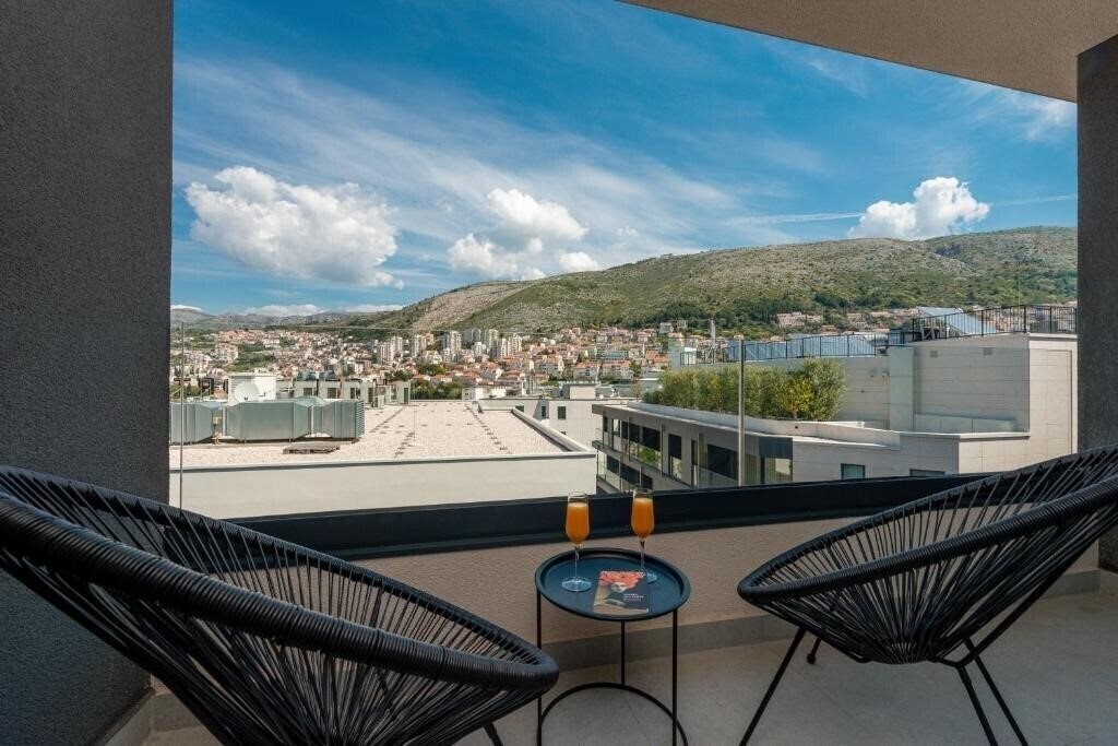 Hotel City Residences 4*