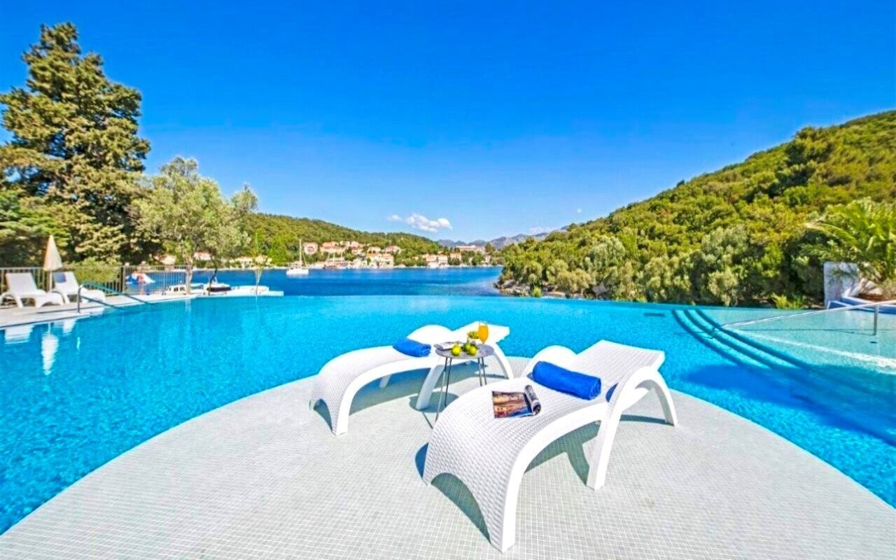 Фотографія Port 9 Island Resort 4*