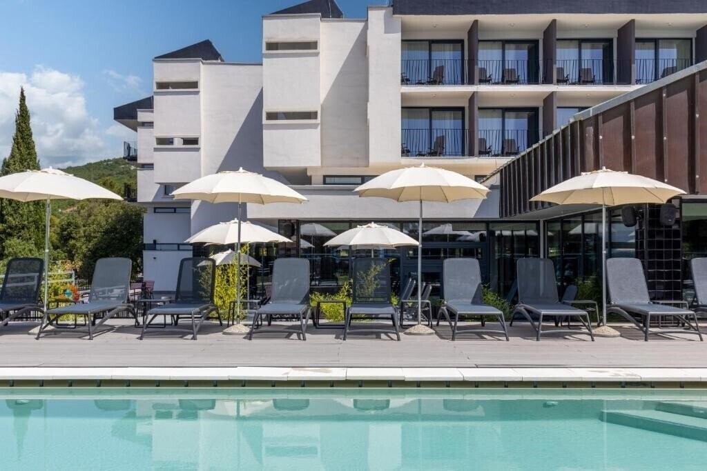 Hotel Hotel & Pavilions Ad Turres 3*