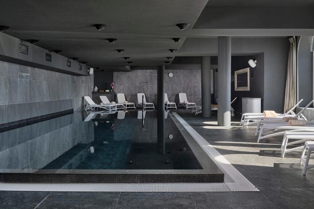 Zdjęcie Annex Lisanj 3*