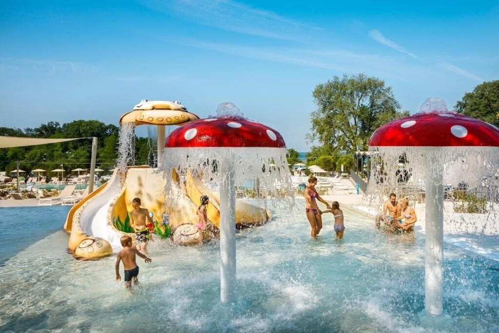 Фото Aminess Planet Camping Maravea 4*