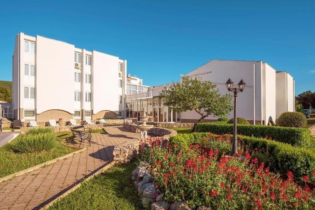 Готель Omorika Krk 3*