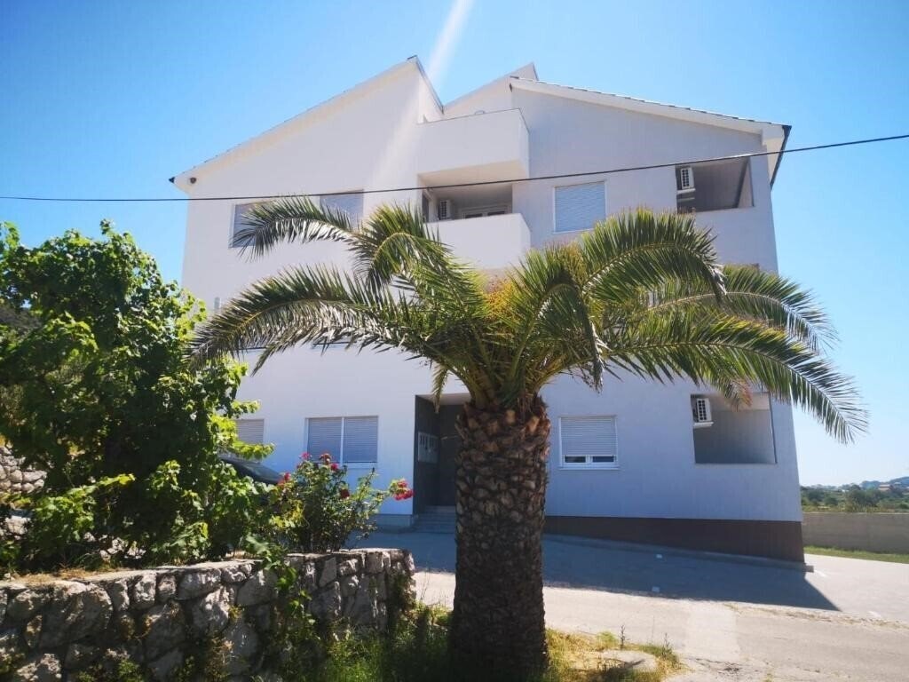 Отель Boutique & Design Hotel Navis (ex. Hotel Navis) 5*