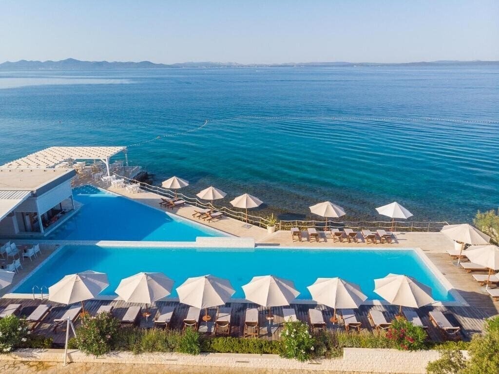 Готель Falkensteiner Apartments Petrcane 4*
