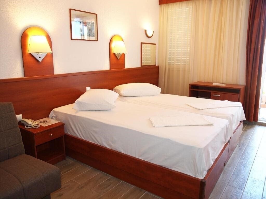 Фото Aurora Hotel 3*