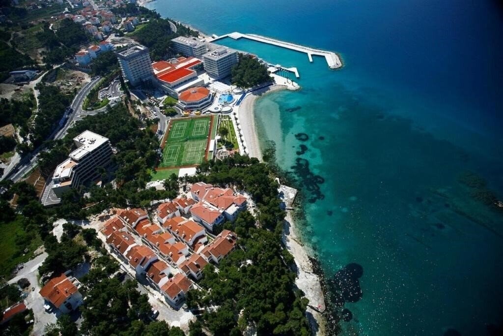 Готель Apartments Lavica 3*