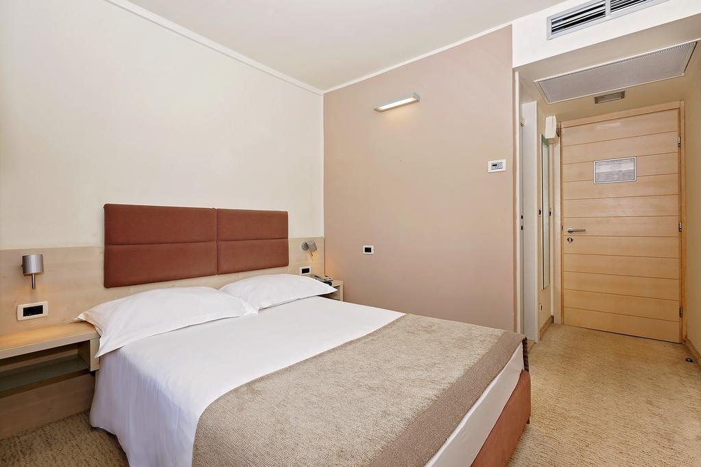 Zdjęcia Laguna Mediteran 3*