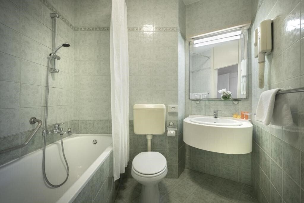 Фотографія Rubin Sunny Hotel By Valamar 3*