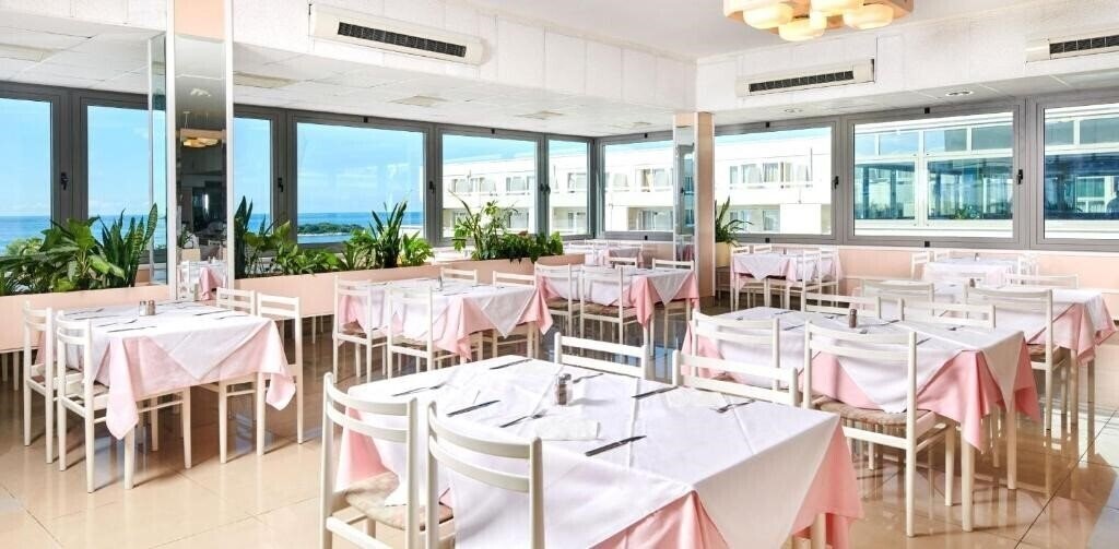 Zdjęcie Hotel Delfin Plava Laguna 2*