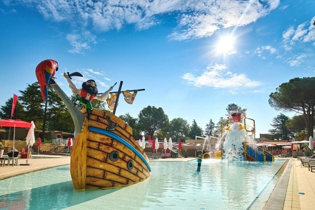 Фотография Village Laguna Park 4*