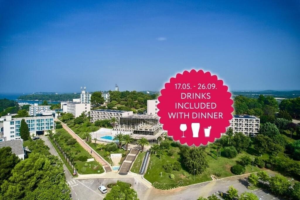 Готель Laguna Istra 3*