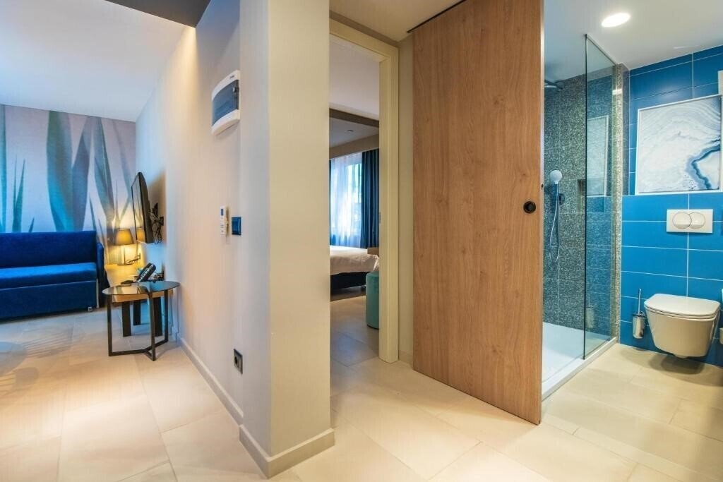 Фотографія Verudela Beach 4*