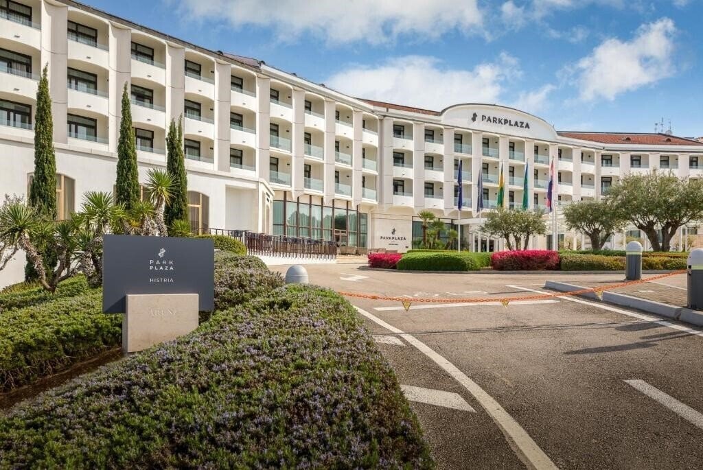 Hotel Park Plaza Histria Pula 4*