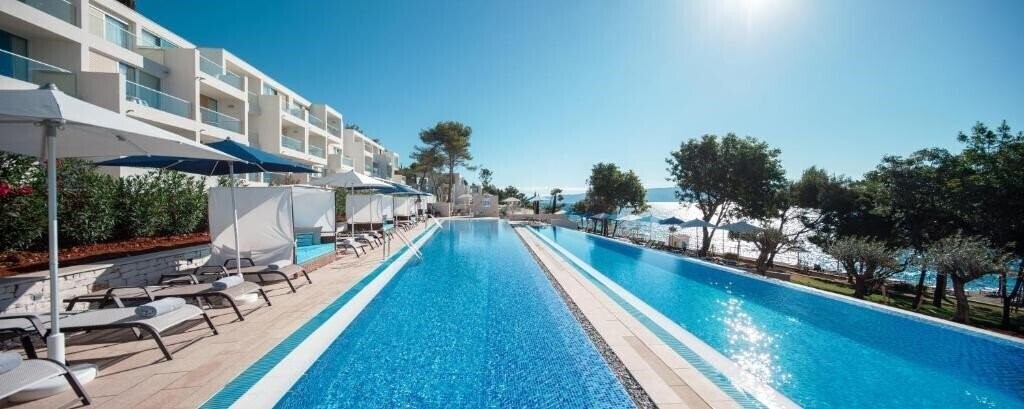 Hotel Valamar Girandella 5*