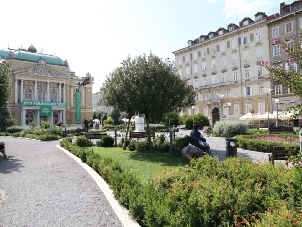 Zdjęcie App Greis 2*