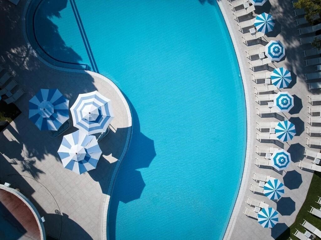 Готель Amadria Park Ivan 4*