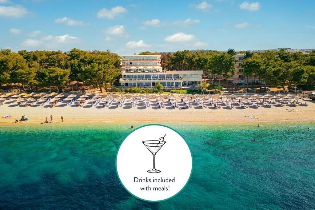 Готель Adriatiq Zora (Primosten) 3*