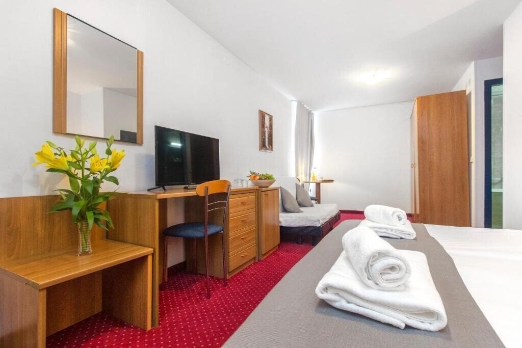 Zdjęcie Jadran Hotel Sibenik 3*