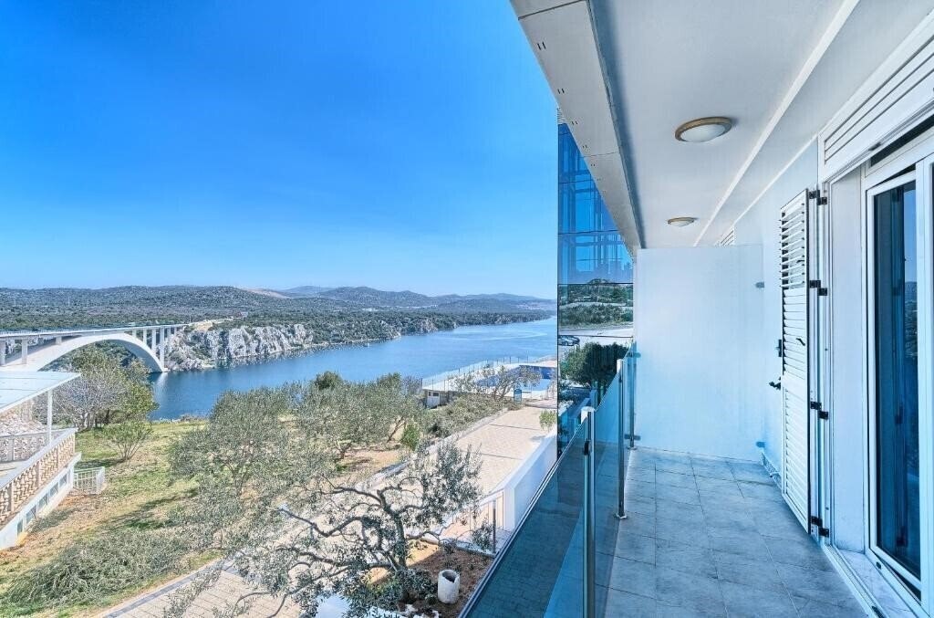 Hotel Panorama Sibenik 4*