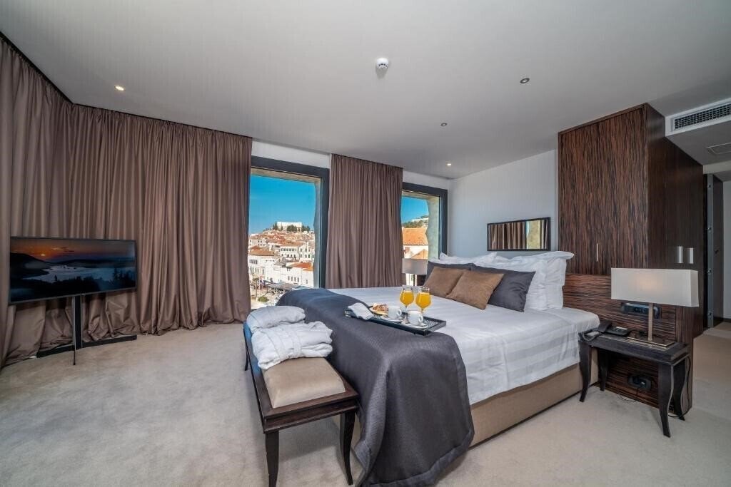 Zdjęcie Superior City Hotel Bellevue 4*