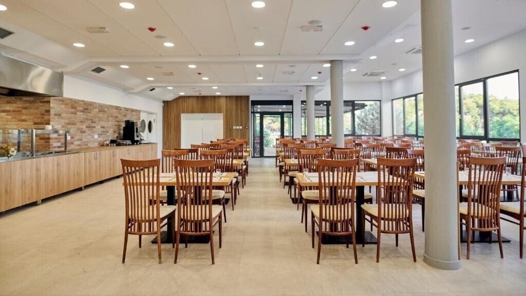 Zdjęcie Colentum Resort Murter 3*