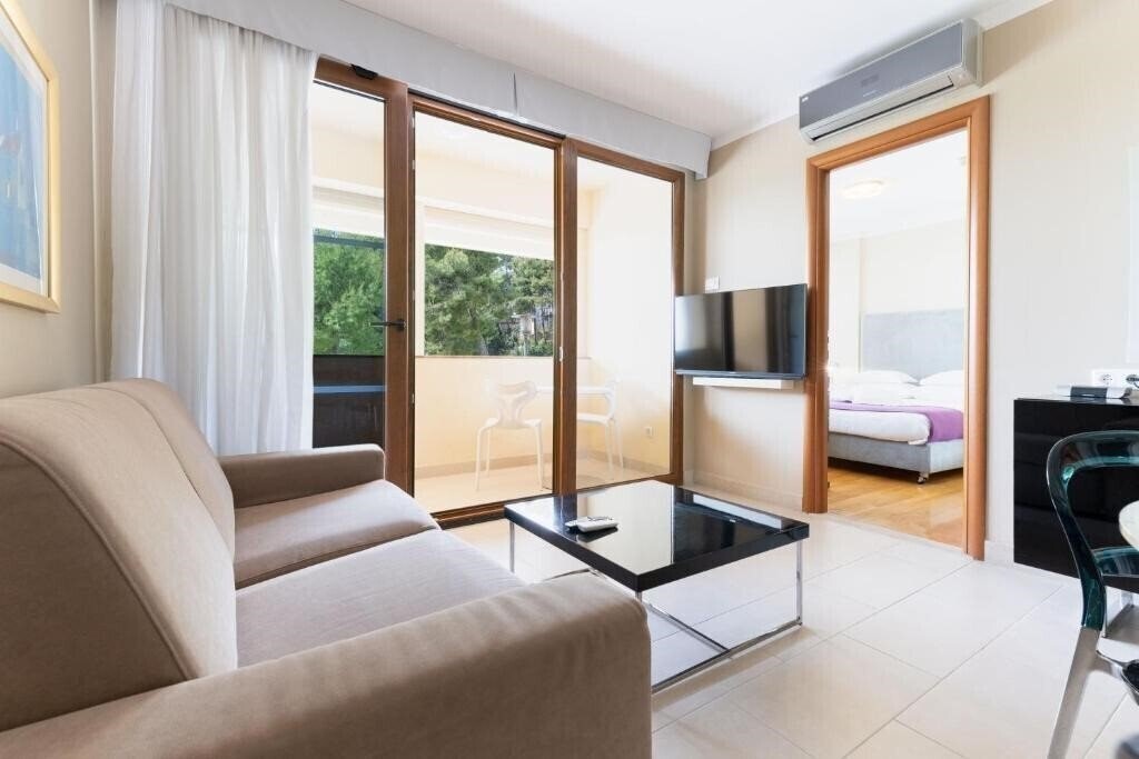 Zdjęcia Hotel The Residence 4*