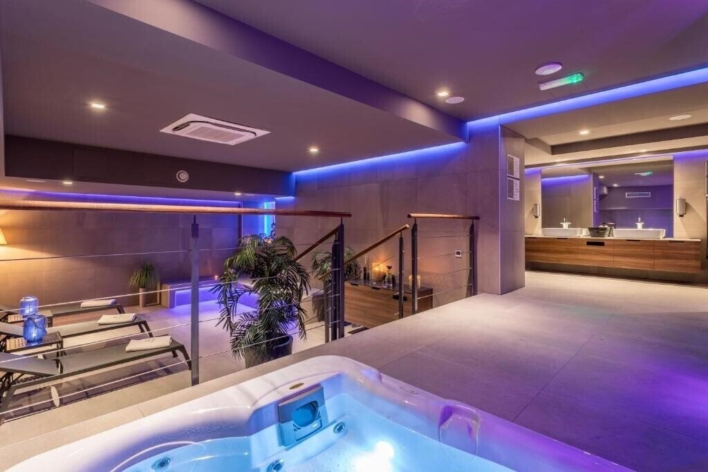 Zdjęcie Cornaro Hotel 4*