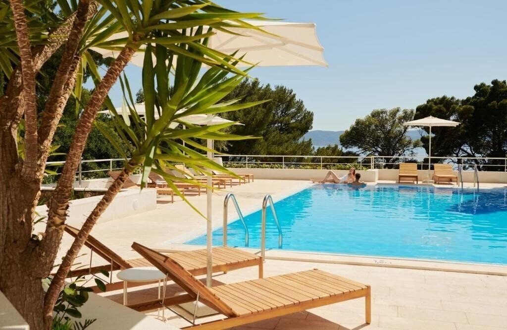 Фото Bluesun Hotel Maestral 3*