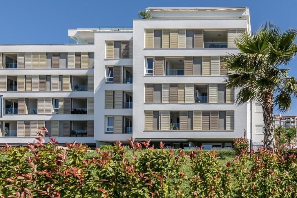 Hotel Ana Marija Private Apartment 4*