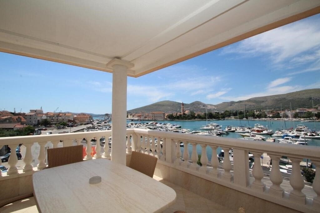 Hotel Trogir Hotel 3*