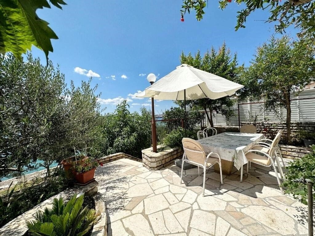 Отель App Mihaela 3*