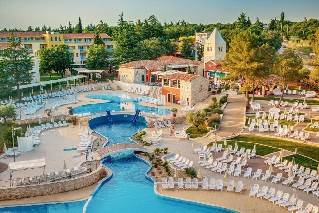 Hotel Residence Garden Istra For Plava Laguna 4*