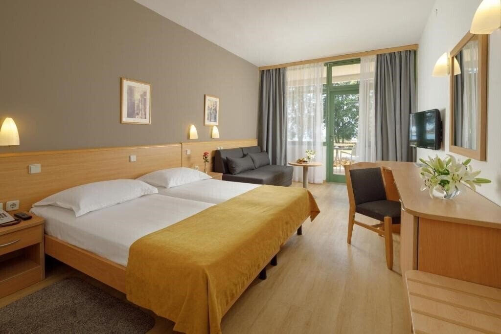 Zdjęcie Sol Aurora 4*