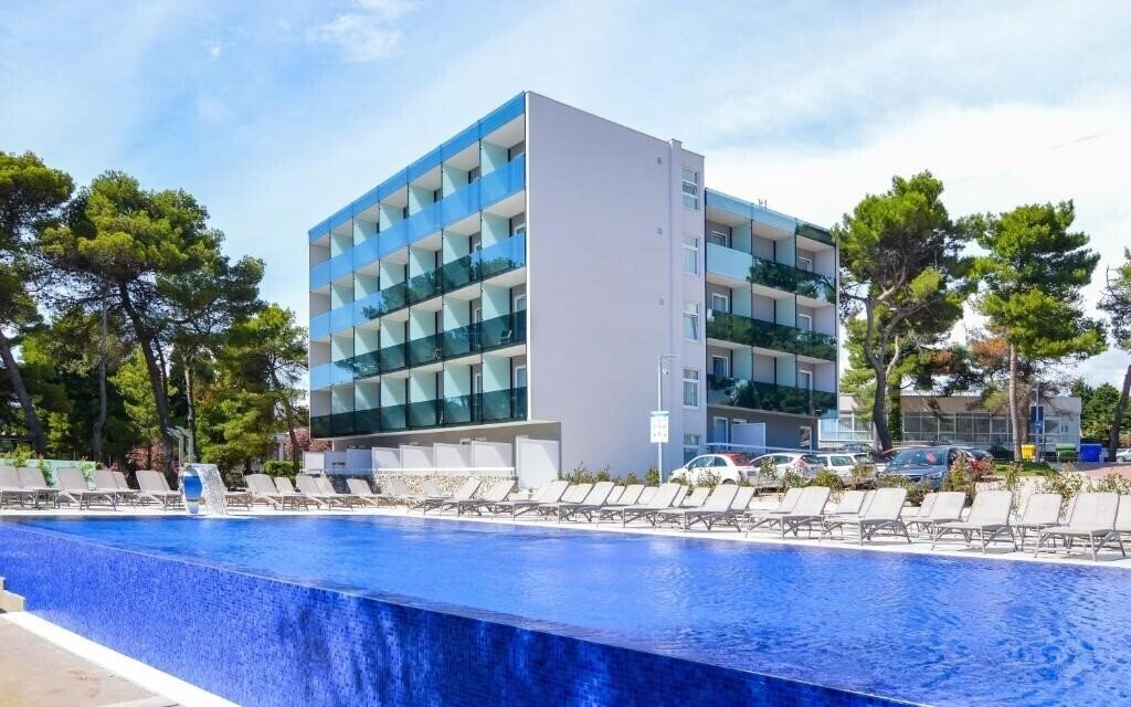 Hotel Villas Arausana & Antonina 4*