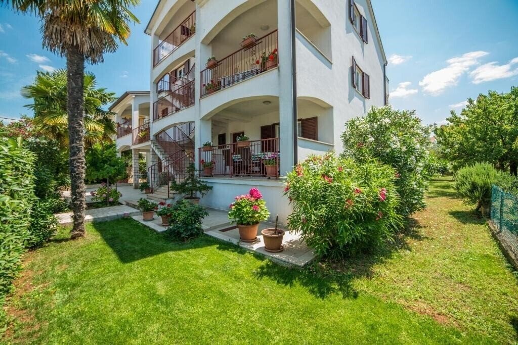 Zdjęcia Apartments Marica 3*