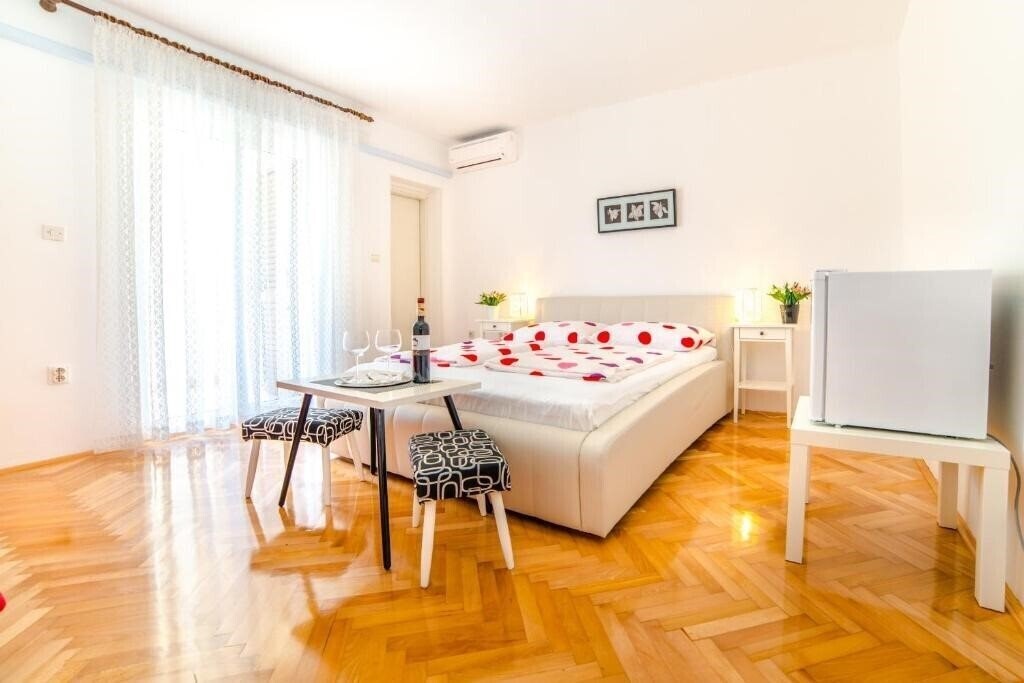Zdjęcie Apartments Marica 3*