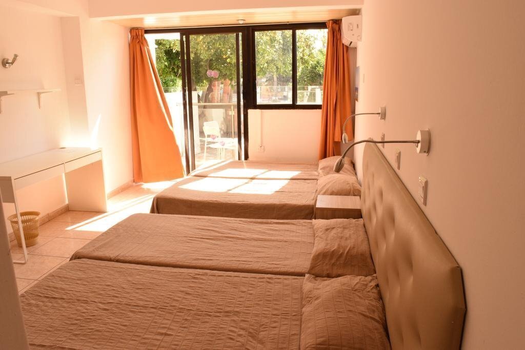 Obraz Pambos Napa Rocks 2*