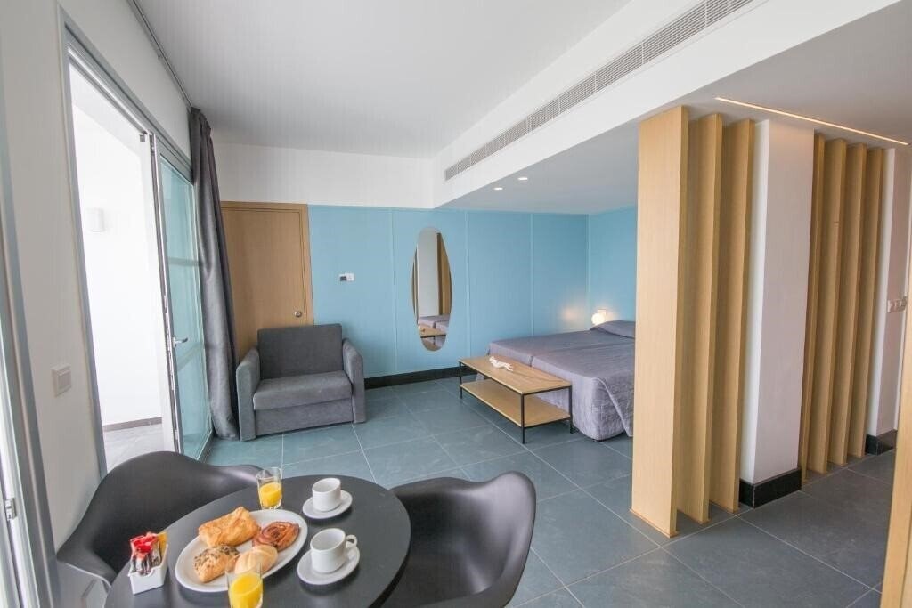 Фото Anthea Apts 3*