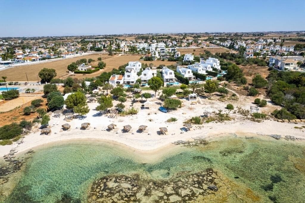 Zdjęcie Thalassines Beach Villas апартаменты