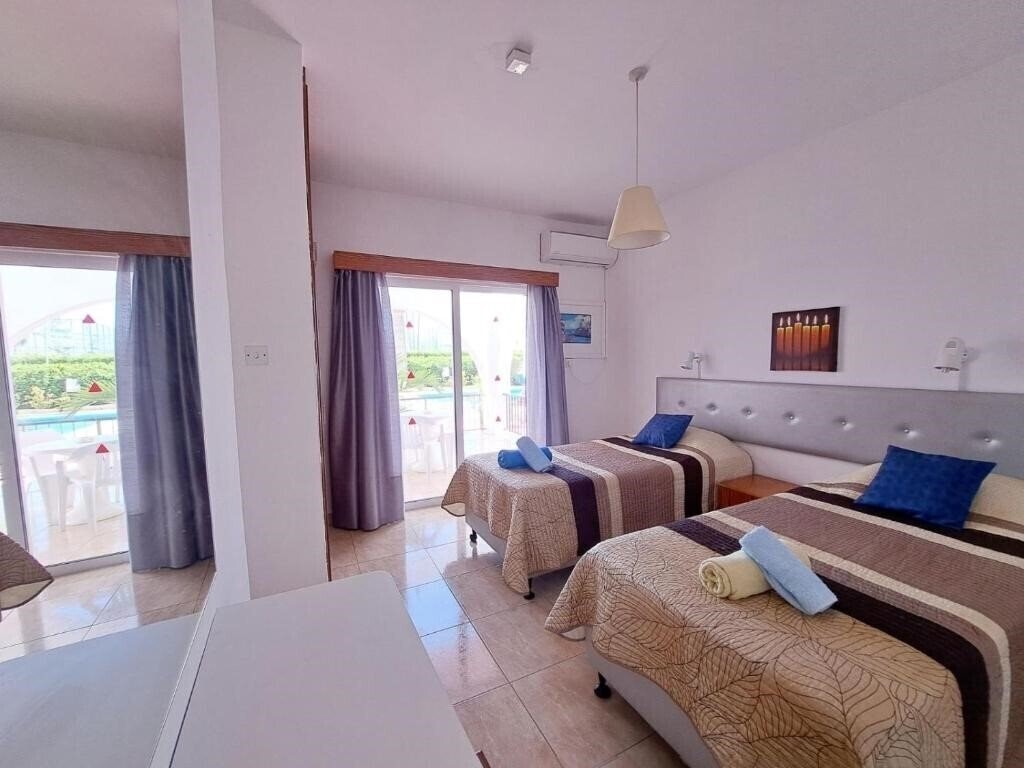 Zdjęcia Florence Hotel Apts 2*